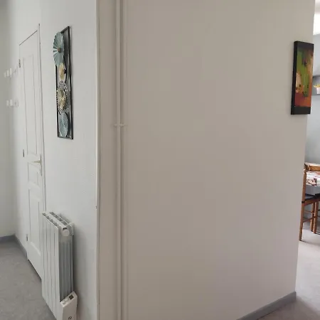 Apartment T1 Bis De 27m2 A Barbotan -minimum 21 Nuits - Au Calme #vacances#cure-lac Et Piscine A 1 Km,